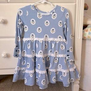 Blue floral twirl dress from Shrimp & Grits Kids. Girls XS (2t/3t). Lace ruffle.